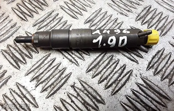 Audi A4 S4 B5 8D Fuel injector 028130201g