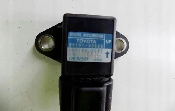 Lexus GS 300 350 430 450H Acceleration sensor 8919150020
