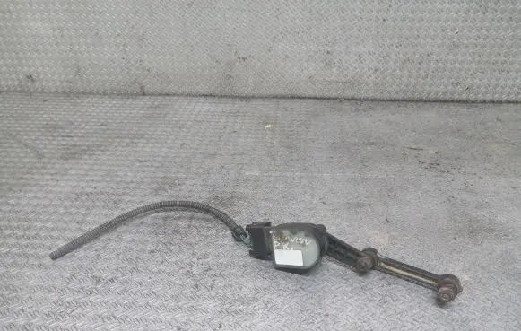 Volkswagen Touareg I Headlight/headlamp level sensor 6PM00816151