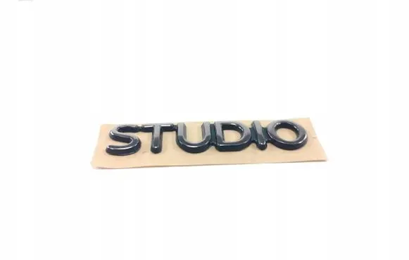 Ford Fiesta Manufacturer badge logo/emblem 1007569