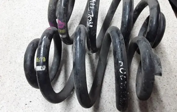 Volkswagen Transporter - Caravelle T5 Rear coil spring