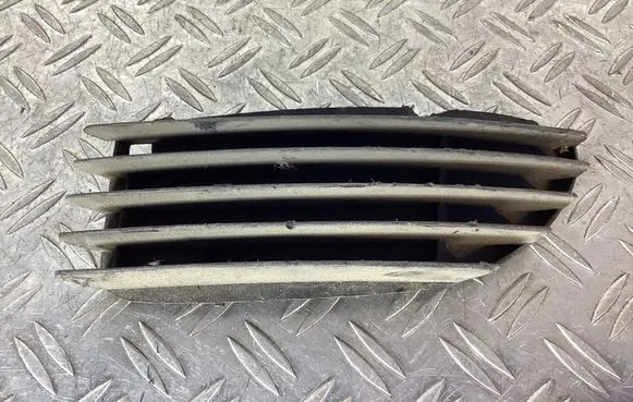 Opel Omega B1 Front bumper lower grill 90458186
