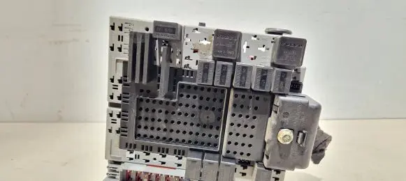 Volvo V70 Fuse box set 9401802