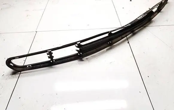 BMW 3 E46 Front bumper lower grill 51118209927 51.11-8209927