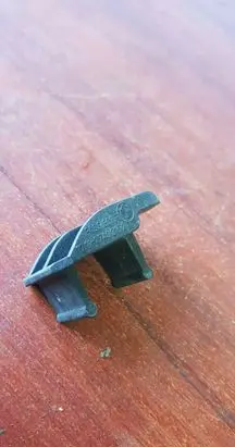Radiator mount bracket