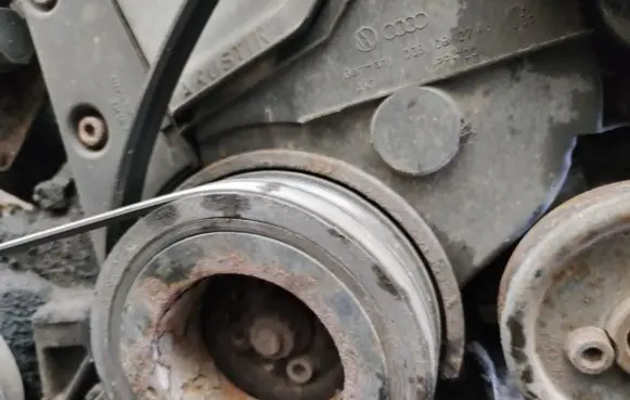 Audi A4 S4 B5 8D Crankshaft pulley