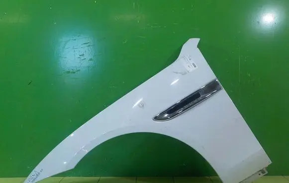 Jaguar XE Fender PRZOD LEWY
