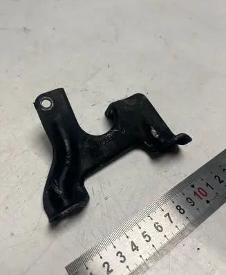 Audi A6 S6 C6 4F EGR valve cooler bracket 059131121C