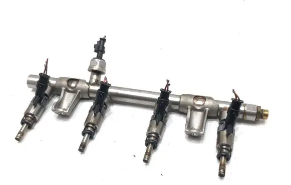 Volkswagen Tiguan Allspace Fuel main line pipe 06L133317L