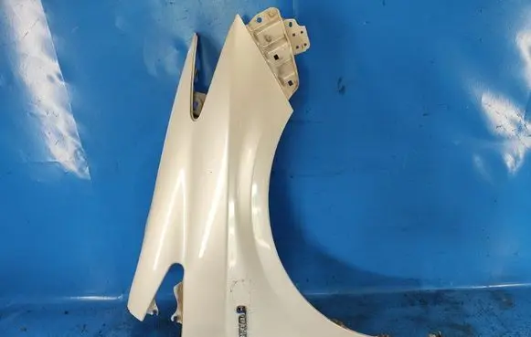 Toyota Prius (XW30) Fender 5380147050