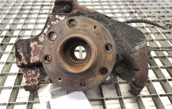 Fiat Grande Punto Front wheel hub spindle knuckle