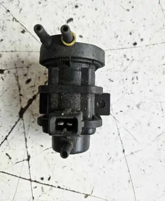 Opel Zafira A Turbo solenoid valve 4522371 4715396