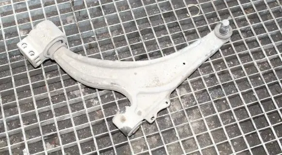 Chevrolet Orlando Front lower control arm/wishbone