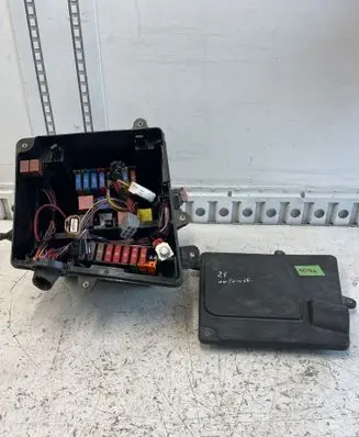 Renault Master III Fuse box set 243128538R