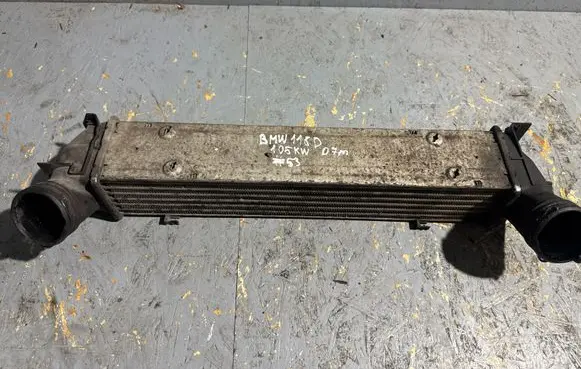 BMW 1 E81 E87 Intercooler radiator 3093796