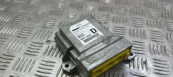 Mazda 6 Airbag control unit/module GHP957K30A