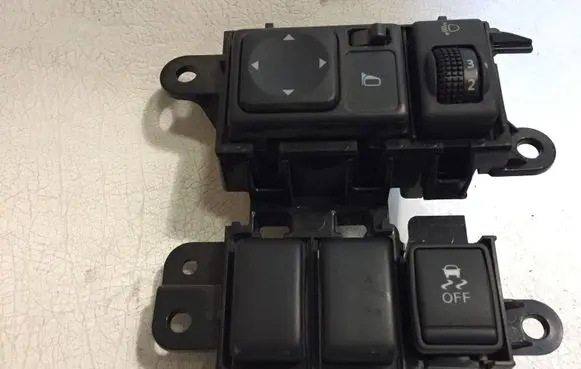 Nissan Juke I F15 Wing mirror control module P10020 B48000