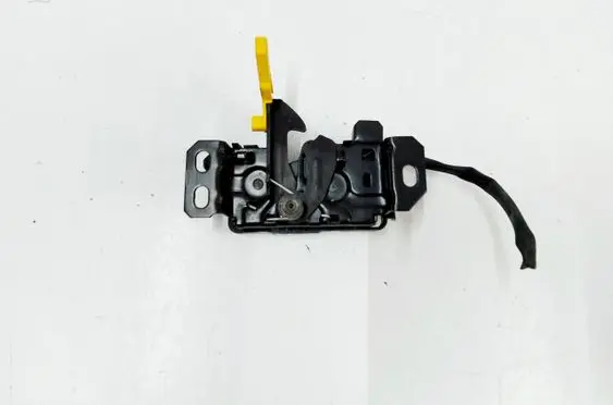 Mercedes-Benz CLA C118 X118 Engine bonnet/hood lock/catch A1778803000