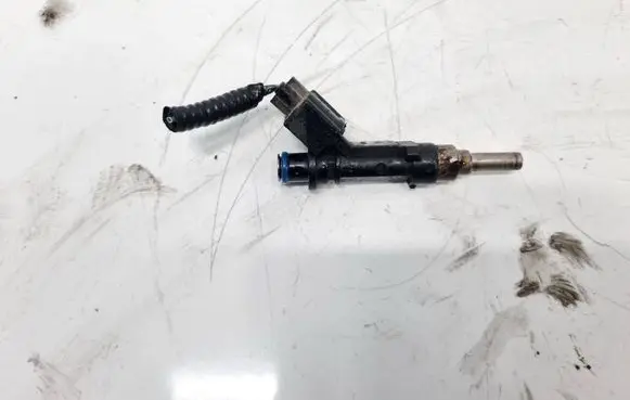 Fuel injector