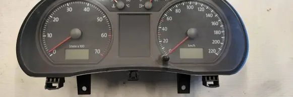 Volkswagen Polo Speedometer (instrument cluster) 6Q0920823T 18030900204 VWZ7Z010799708