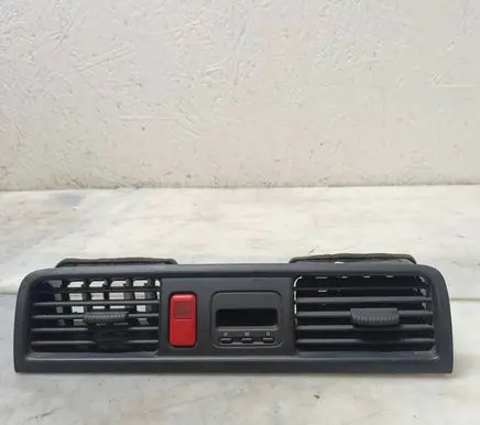 Honda CR-V Dash center air vent grill 2497