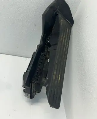 Volkswagen PASSAT B6 Accelerator throttle pedal 1K2721503M 6PV00874500