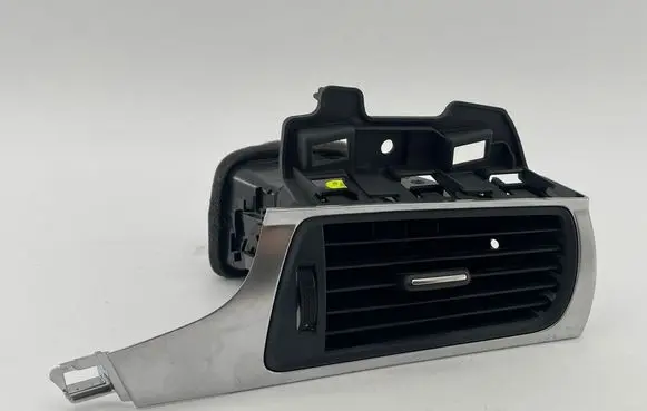 Audi A7 S7 4G Dashboard side air vent grill/cover trim 4G2820902