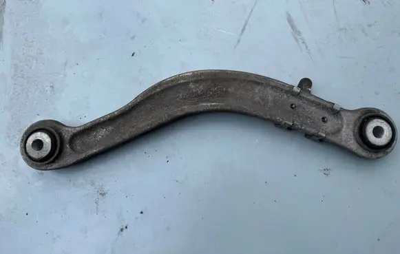 Mercedes-Benz C W205 Rear control arm A2053520108 20407 A20407