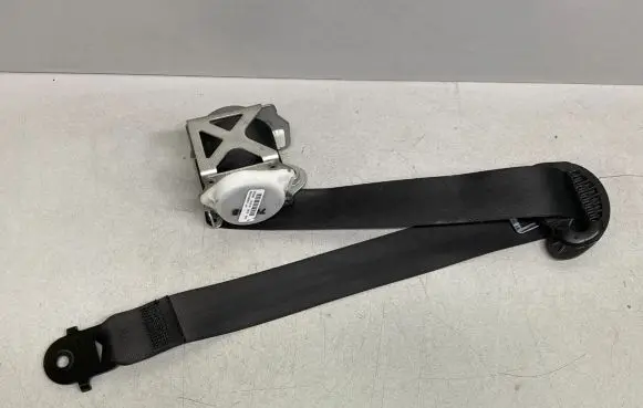 BMW X5 E70 Front seatbelt 3057985 075839 608037700A