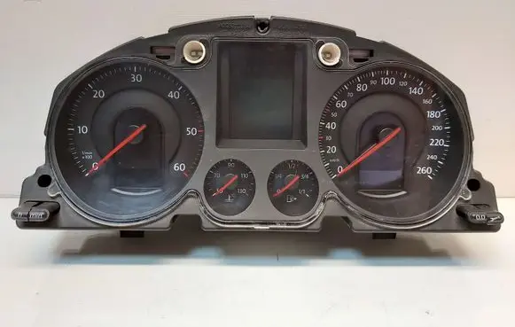 Volkswagen PASSAT B6 Speedometer (instrument cluster) 3C0920860H