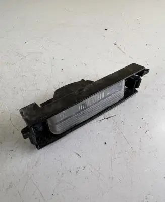 Toyota RAV 4 (XA20) Number plate light