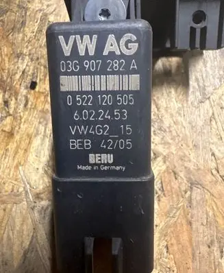 Volkswagen Golf Plus Glow plug pre-heat relay 03G907282A 6022453 0522120505