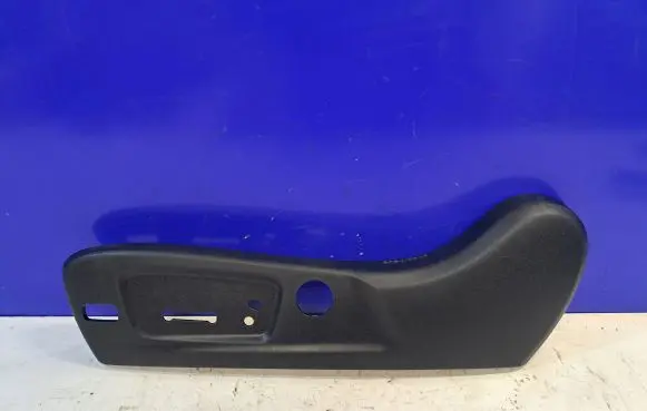Lexus RX 450H Front door seat control surround trim 7181248180 7181248190
