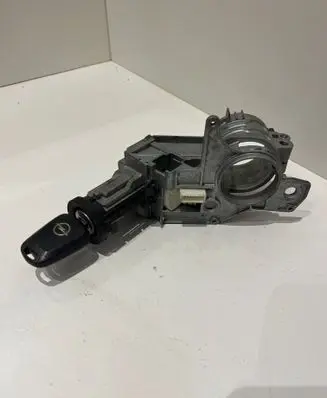 Opel Astra H Ignition lock 281726 226260213R0