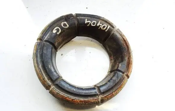 Opel Antara Front coil spring rubber mount 96826470