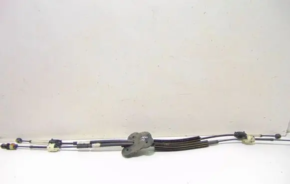Renault Megane I Gear shift cable linkage 