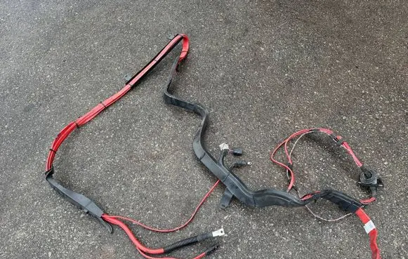 BMW 7 F01 F02 F03 F04 Positive cable (battery) 9150974