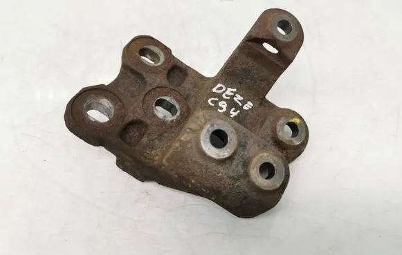 Toyota Aygo AB10 Gearbox mounting bracket