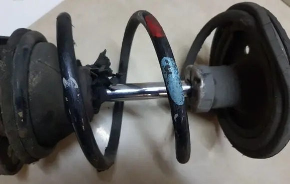 Toyota Prius (XW20) Front coil spring