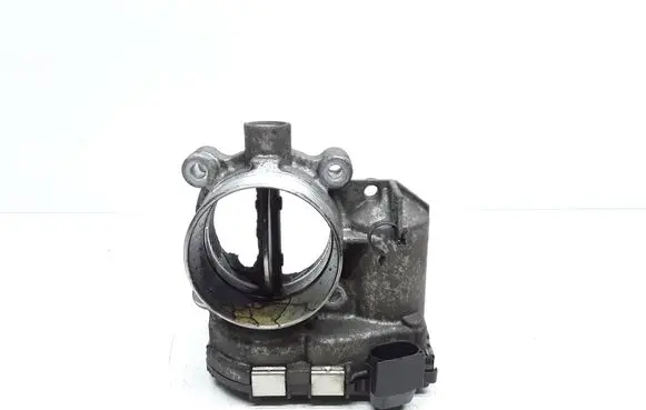 Volvo V70 Throttle valve 8692720 0281002701