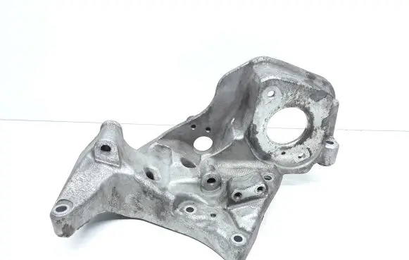 Volvo V60 Generator/alternator bracket 31401103