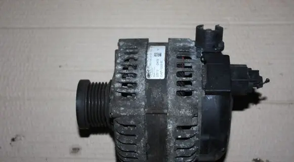 Ford Focus ST Generator/alternator CV6T10300BC