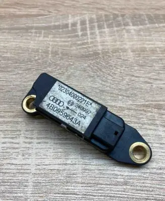 Audi A6 S6 C5 4B Airbag control unit/module 4B0959643A