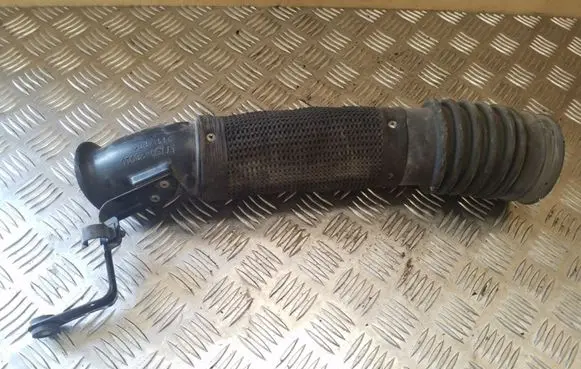 Toyota RAV 4 (XA20) Air intake hose/pipe 1775028010