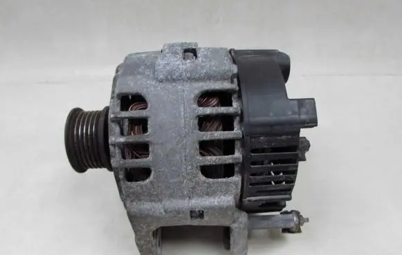 Seat Ibiza IV (6J,6P) Generator/alternator 037903025T 49271
