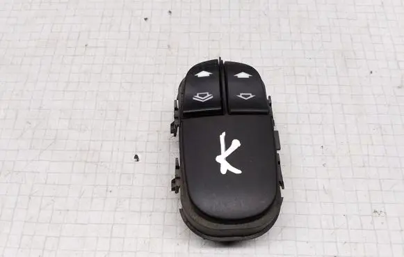 Ford Focus Electric window control switch 98AG14529AC