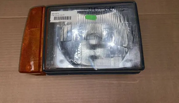 Fiat Uno Headlight/headlamp 9945165
