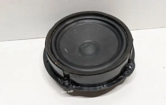 Audi Q3 F3 Front door speaker 83A035415B 20220715 01047