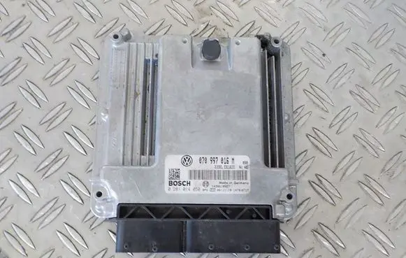 Volkswagen Transporter - Caravelle T5 Engine control unit/module 070997016M