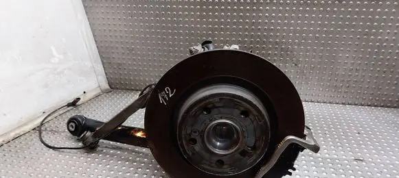 Mercedes-Benz SLK R172 Rear wheel hub spindle/knuckle 1720305